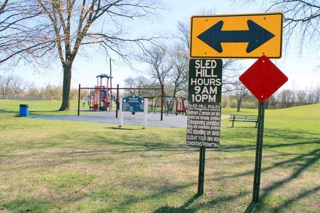 SHORT WALK TO THE PARK! | Image 31