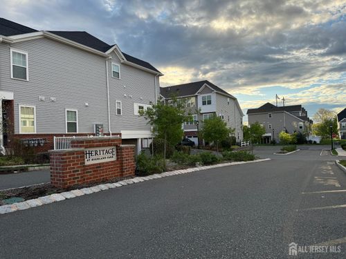 302 Dickson Ct, Highland Park, NJ, 08904-2769 | Card Image