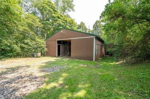 507 Center St, Vanderbilt, PA, 15486-1102 | Card Image