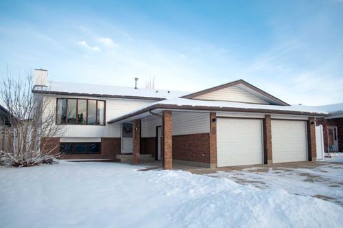 8 Rideau Close Se, Medicine Hat, AB, T1B3Y1 | Card Image