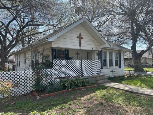 320 & 330 E Belt Line Road, Wilmer, TX, 75172 | Card Image