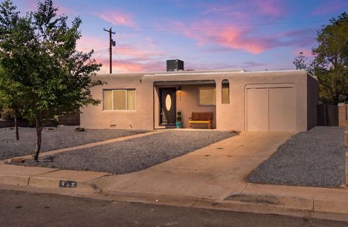917 California St Se, Albuquerque, NM, 87108-4911 | Card Image
