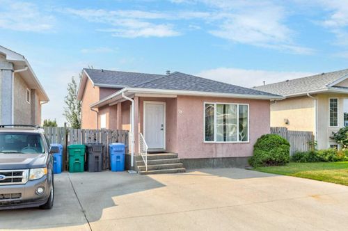 78 Chilcotin Road W, Lethbridge, AB, T1K7H1 | Card Image