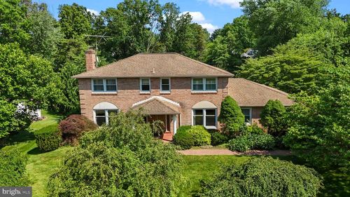 606 Overbrook Ln, ORELAND, PA, 19075-2404 | Card Image