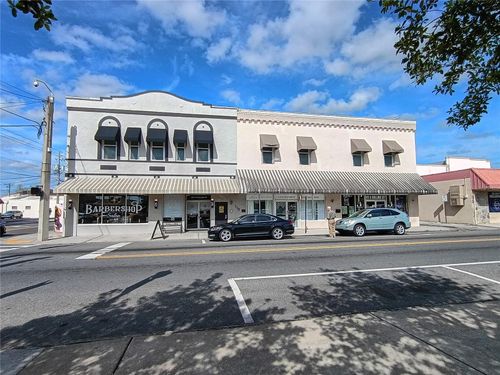 111 S Collins St, Plant City, FL, 33563-5529 | Card Image