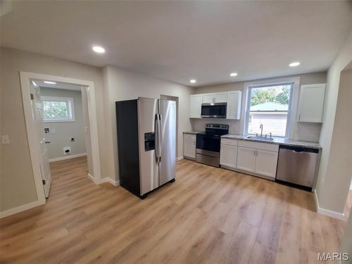 222 W Jefferson St, Palmyra, MO, 63461-1513 | Card Image