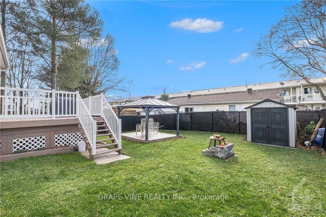 2190 Valley St, House attached with 3 bedrooms, 2 bathrooms and 2 parking in Moose Creek ON | Image 25