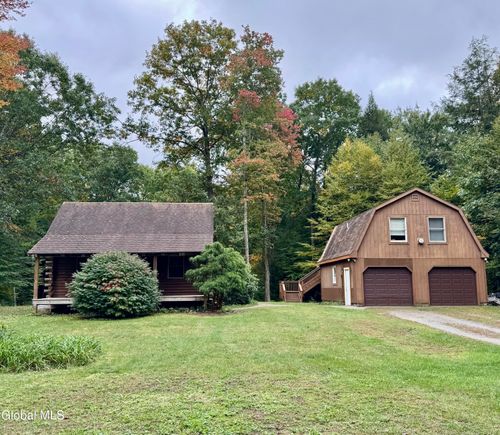 137 Gurn Springs Road, Northumberland, NY, 12831 | Card Image