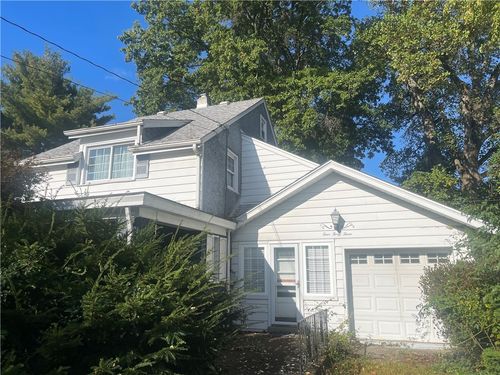 443 Vernon St, New Kensington, PA, 15068 | Card Image