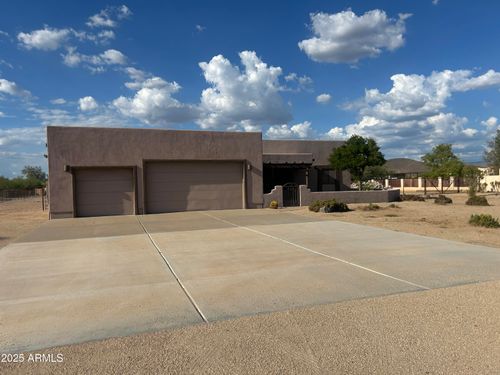 934 E Carlise Rd, Phoenix, AZ, 85086-9389 | Card Image