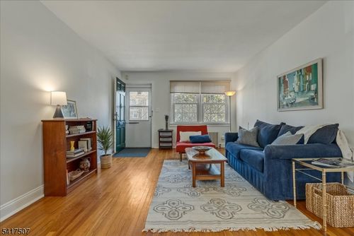 40 Meadowbrook Pl, Maplewood, NJ, 07040-2409 | Card Image