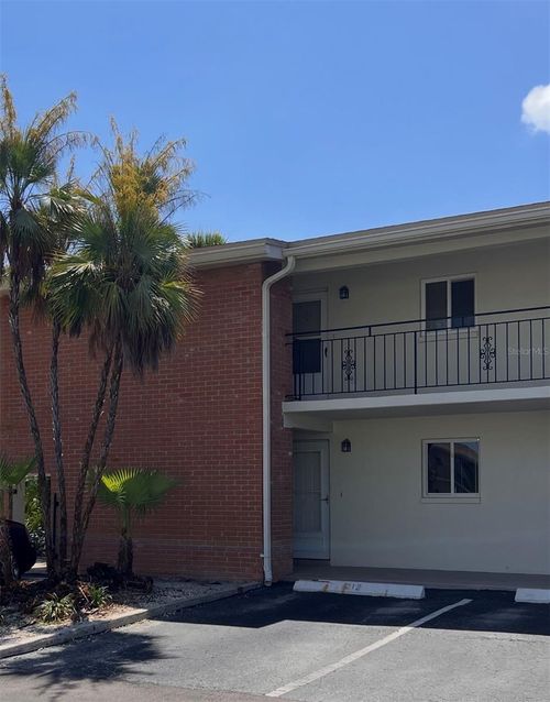 107-4500 Overlook Drive Ne, St Petersburg, FL, 33703 | Card Image