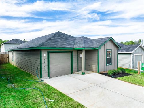 12251 Mccrorey Castle Pass, Conroe, TX, 77303-4538 | Card Image