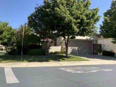 2685 San Marin Lane, House other with 2 bedrooms, 2 bathrooms and null parking in Sacramento CA | Image 1