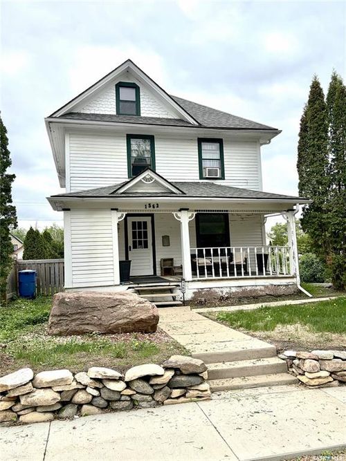 1362 98th St, North Battleford, SK, S9A0M2 | Card Image