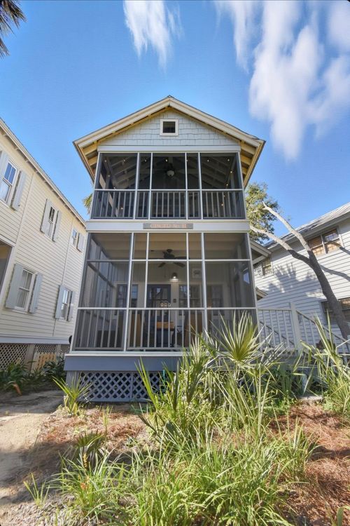 246 Maggie Cir Ne, Steinhatchee, FL, 32359-1018 | Card Image