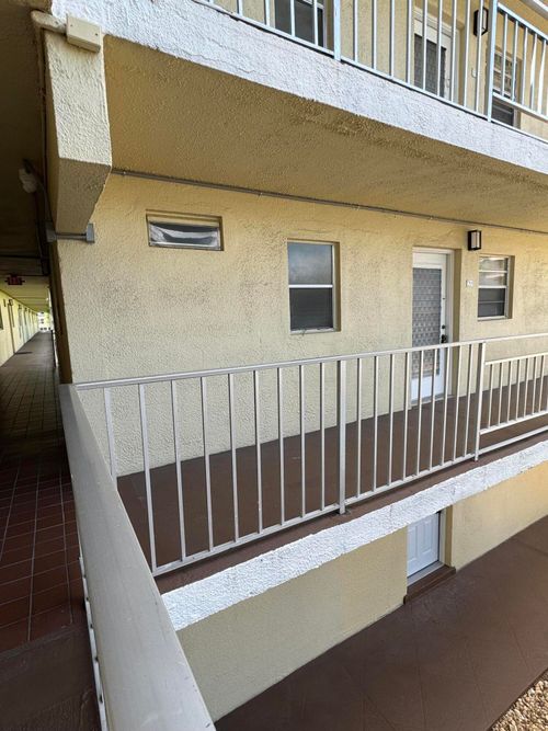 215-2515 Ne 1st Ct, Boynton Beach, FL, 33435-2027 | Card Image