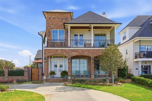 885 Shell Beach Dr, Lake Charles, LA, 70601-5701 | Card Image