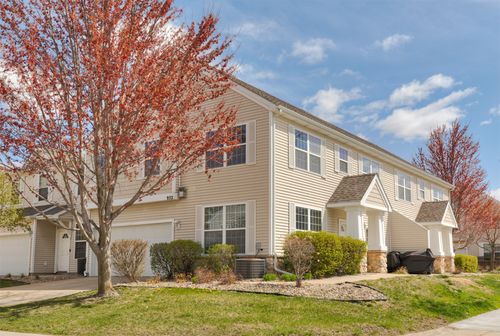 932 Ne Hyacinth Ln, Ankeny, IA, 50021-6683 | Card Image
