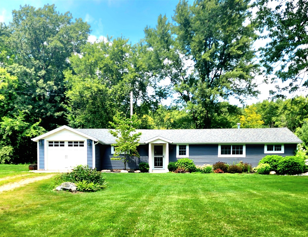 Bluegill Dr, Allegan, MI 49010
