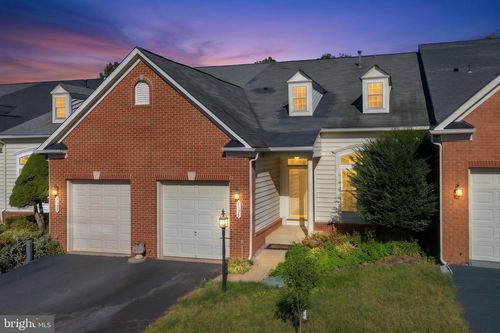 7357 Cluster House Way, GAINESVILLE, VA, 20155-3403 | Card Image