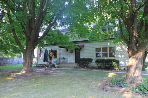 2393 Adventure Path, Saint Joseph, MI, 49085-8232 | Card Image