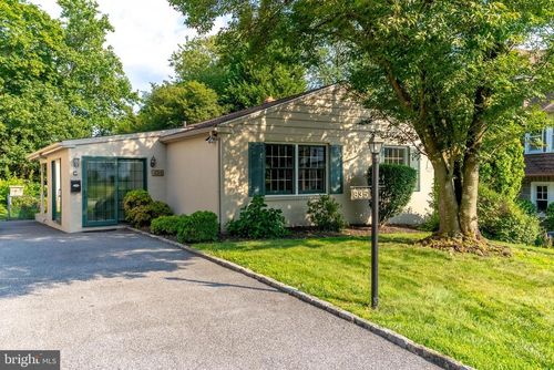 835 Beechwood Dr, Lower Merion, PA, 19083-2617 | Card Image