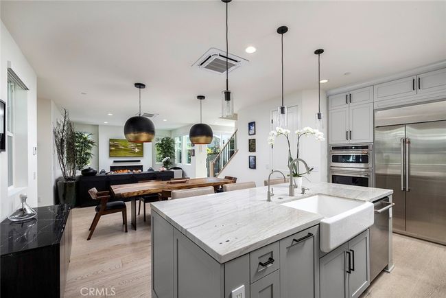 2167 Andover Ln, Townhouse with 4 bedrooms, 4 bathrooms and 2 parking in Newport Beach CA | Image 8