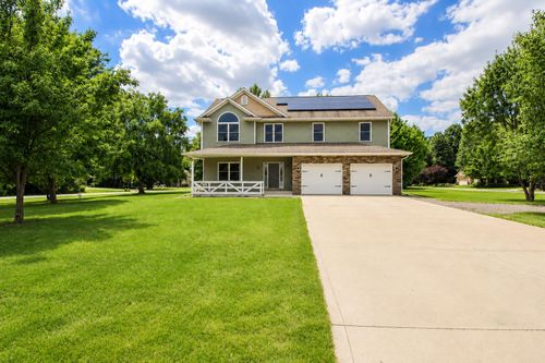 56056 Truman Dr, Three Rivers, MI, 49093-8031 | Card Image