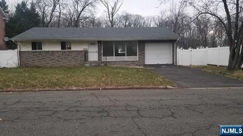 9 Clifton Ter, Englewood Cliffs, NJ, 07632-3016 | Card Image