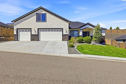 5013 Meadow View, Pasco, WA, 99301 | Card Image