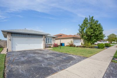 15236 9th Avenue, House other with 4 bedrooms, 2 bathrooms and 2 parking in Phoenix IL | Image 2