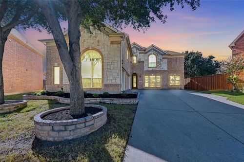 2783 Bridgewater Dr, Grand Prairie, TX, 75054-7269 | Card Image