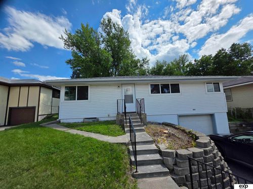 5517 Pioneers Blvd, Lincoln, NE, 68506-5349 | Card Image