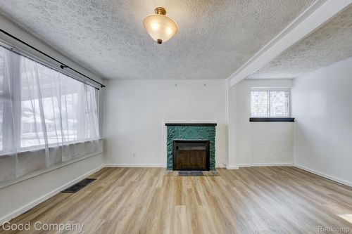 298 Oregon St, Ypsilanti, MI, 48198-6034 | Card Image