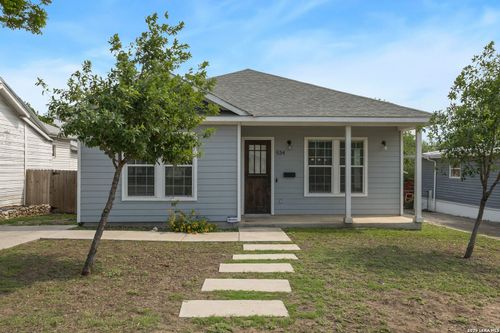 534 Rigsby Ave, San Antonio, TX, 78210-3016 | Card Image