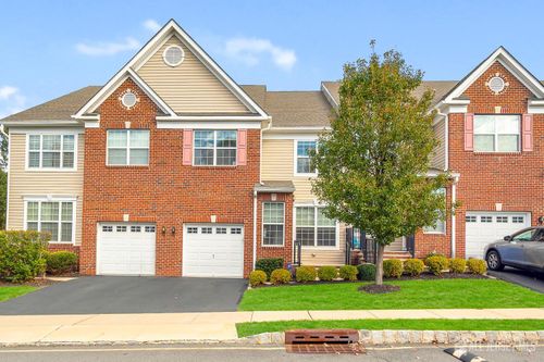 304 Cambridge Dr, North Brunswick, NJ, 08902-5402 | Card Image