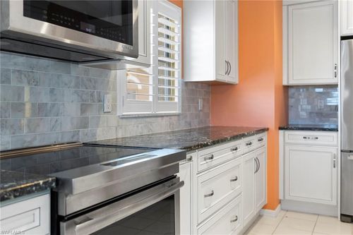 apt-202-24736 Lakemont Cove Ln, BONITA SPRINGS, FL, 34134-2907 | Card Image