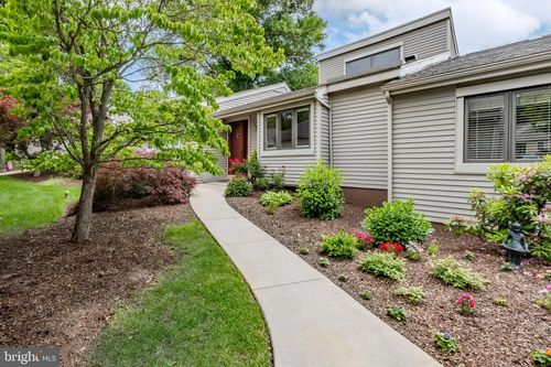 562-562 Franklin Way, WEST CHESTER, PA, 19380-5712 | Card Image