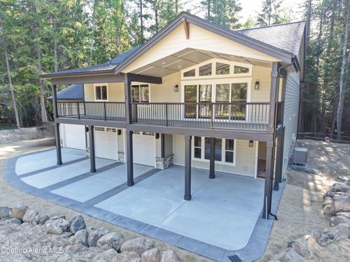 240 Brown Bear Dr, Nordman, ID, 83848 | Card Image