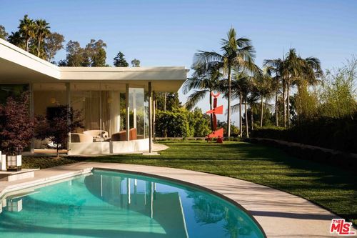 1865 Loma Vista Dr, Beverly Hills, CA, 90210-1928 | Card Image