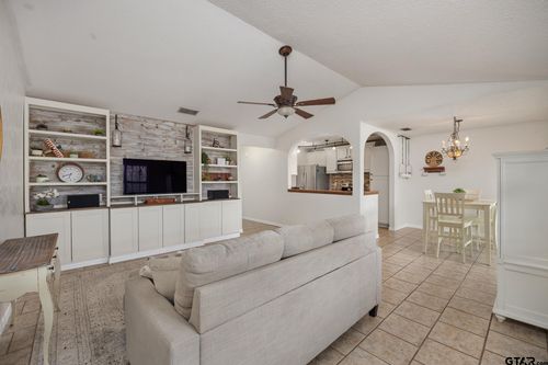 apt-308-400 W South Town Dr, Tyler, TX, 75703-5911 | Card Image