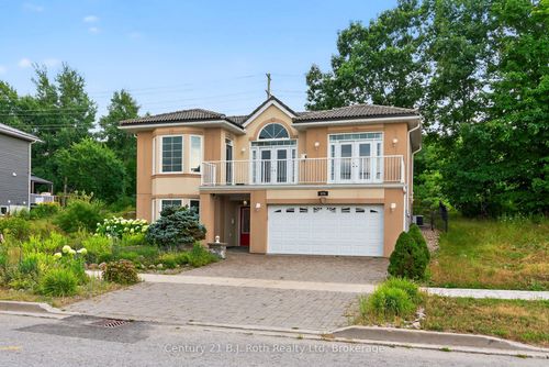 626 Taylor Dr, Midland, ON, L4R0E2 | Card Image