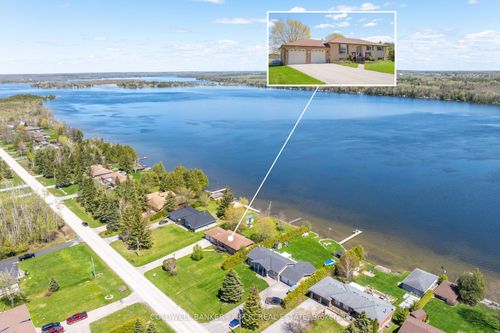 {{alt}} | Card Image