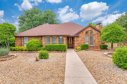 7581 Kings Ridge Rd, Frisco, TX, 75035-7114 | Card Image
