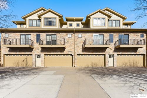 5140 Dodge St, Omaha, NE, 68132-2838 | Card Image