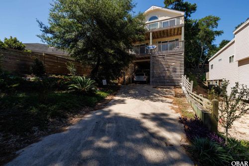 313 Sir Chandler Dr, Kill Devil Hills, NC, 27948-9056 | Card Image