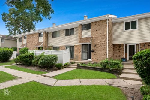 882 White Oak Ln, University Park, IL, 60484-3005 | Card Image