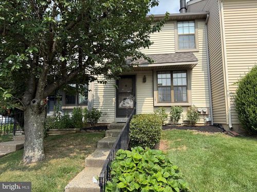 402 Hopkins Ct, NORTH WALES, PA, 19454-1026 | Card Image