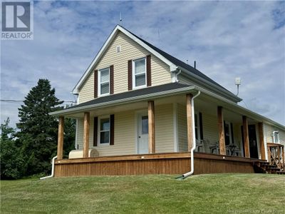 365 11 Rte, House other with 2 bedrooms, 3 bathrooms and null parking in Lower Newcastle NB | Image 1